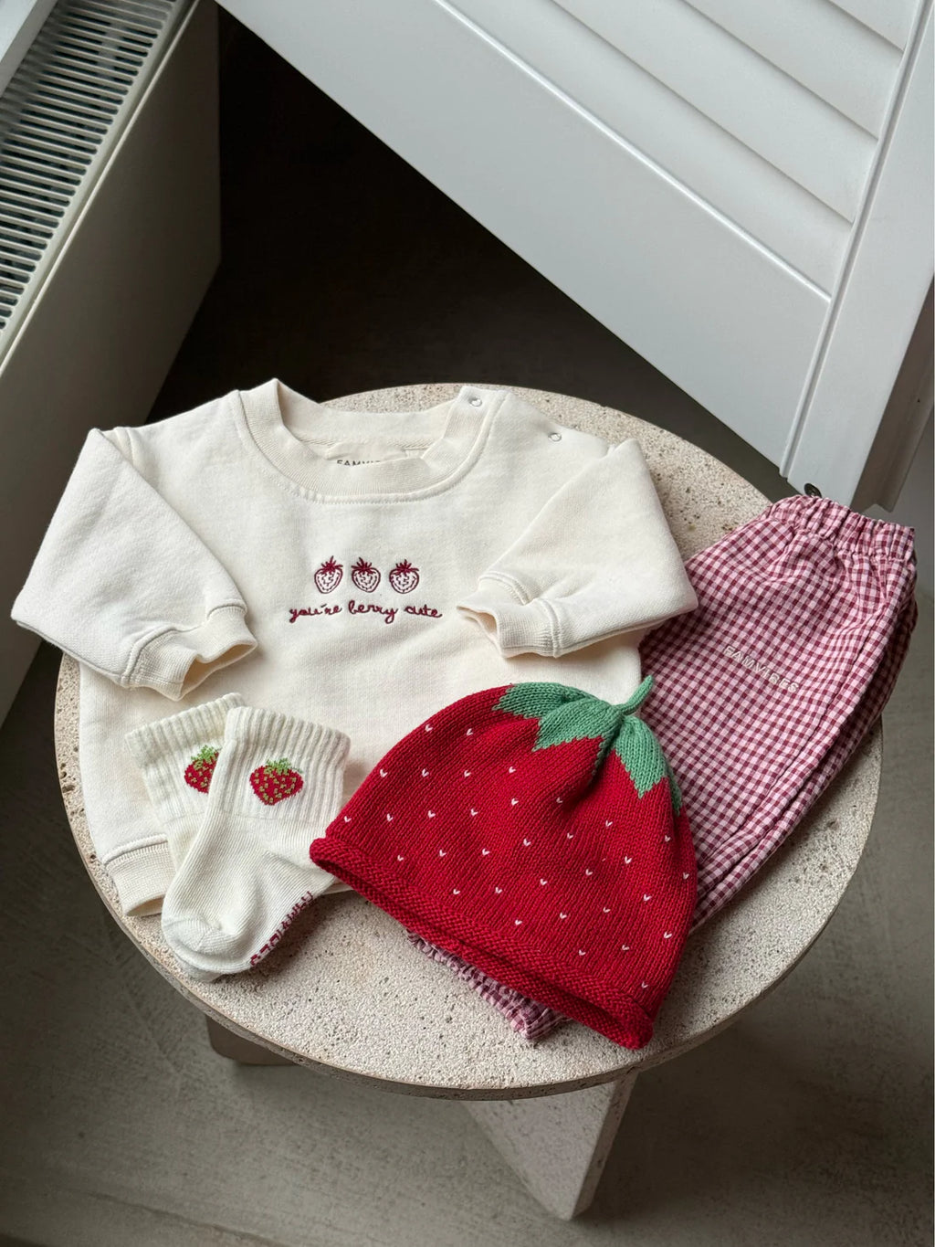 Berry Cute Sweatshirt beige/rot Bild 3
