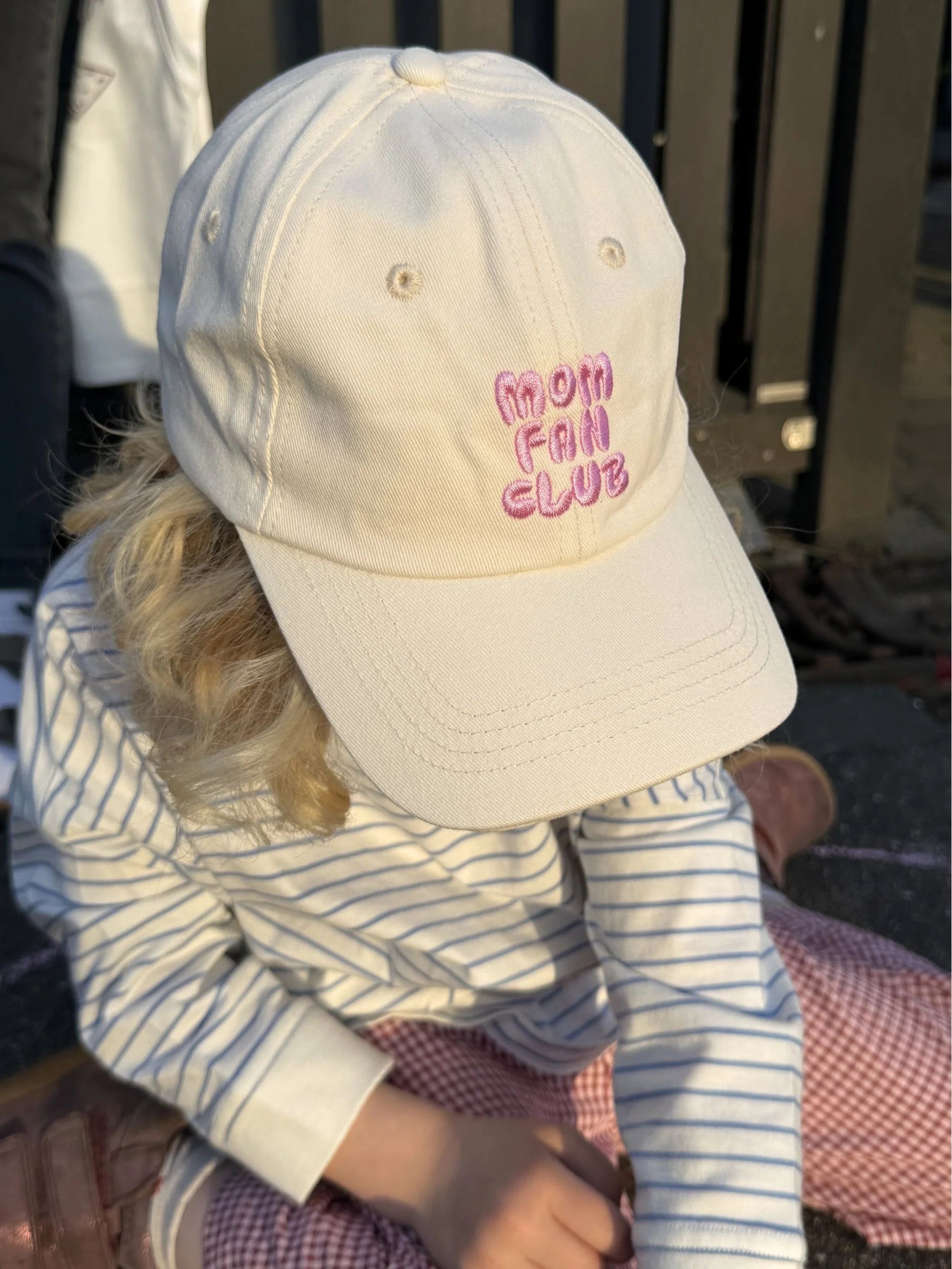 MOM FAN CLUB rosa Bild 2