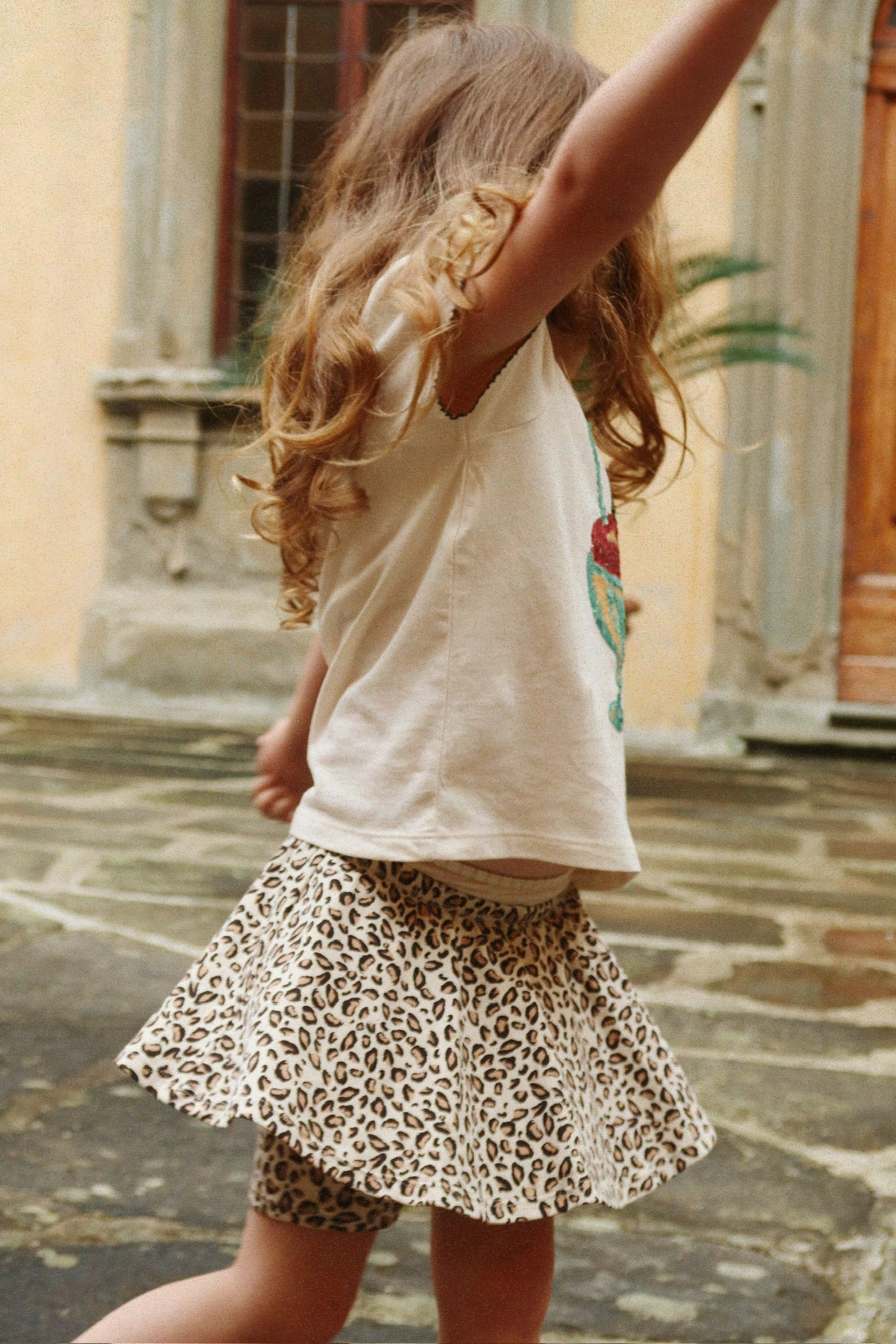 Famo T-Shirt Buttercream Bild 5