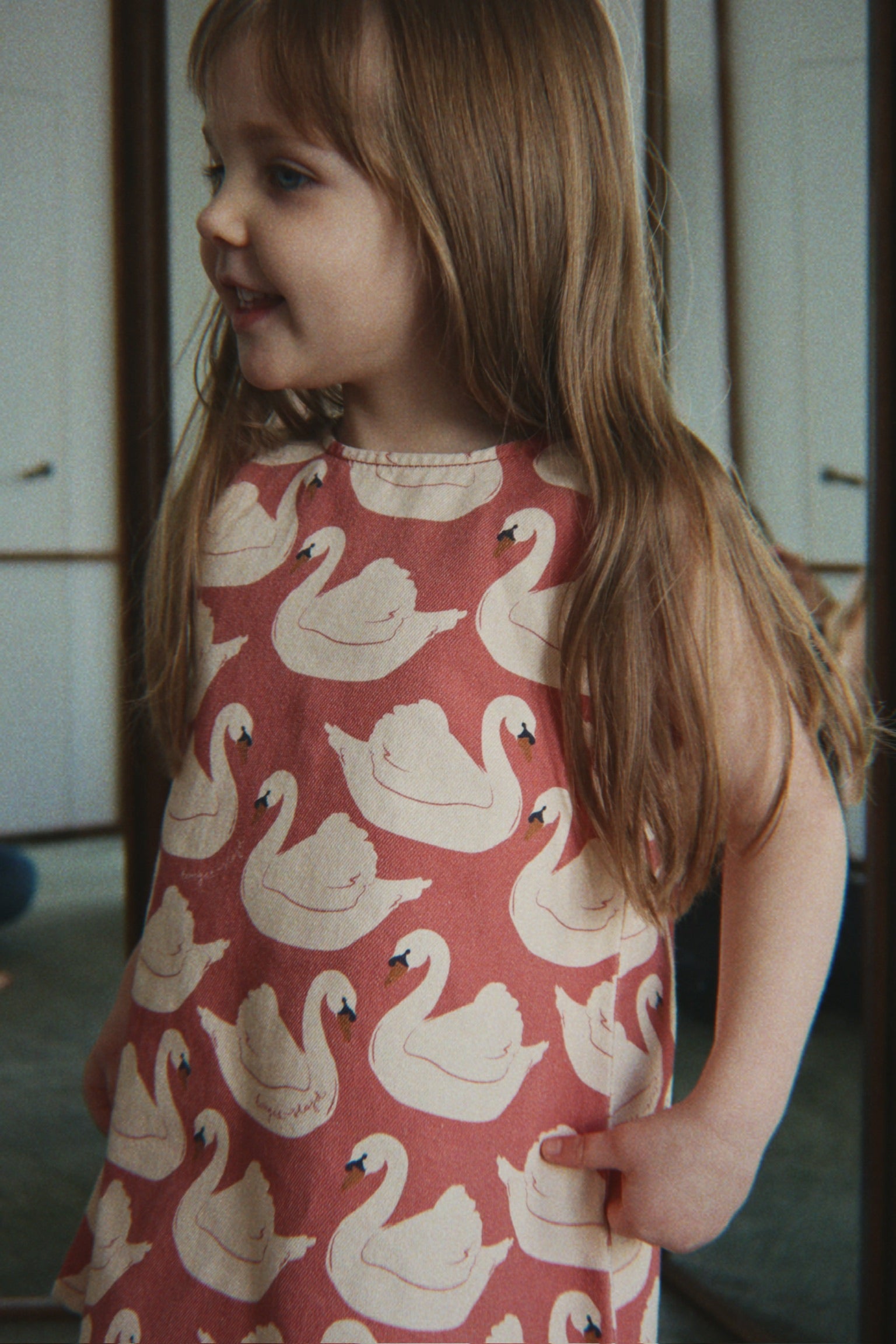 Magot Schleifen-Kleid Swan Rose Bild 5