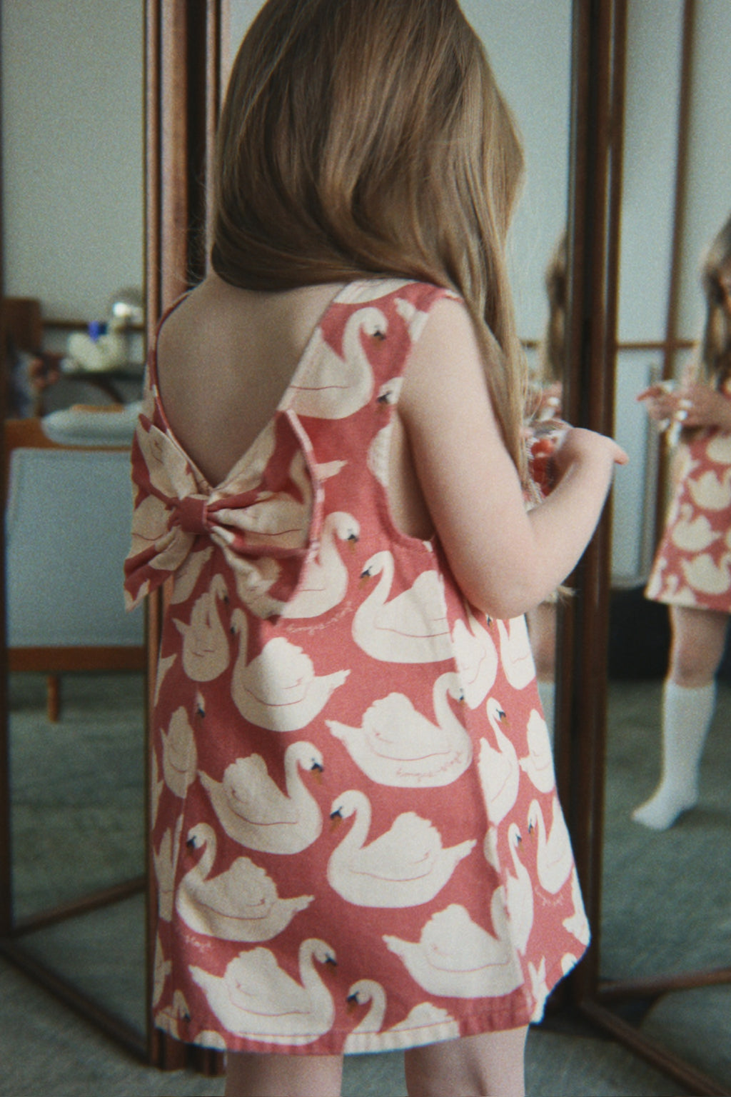 Magot Schleifen-Kleid Swan Rose Bild 6