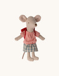Schulkind Maus Schwester rot Bild 1
