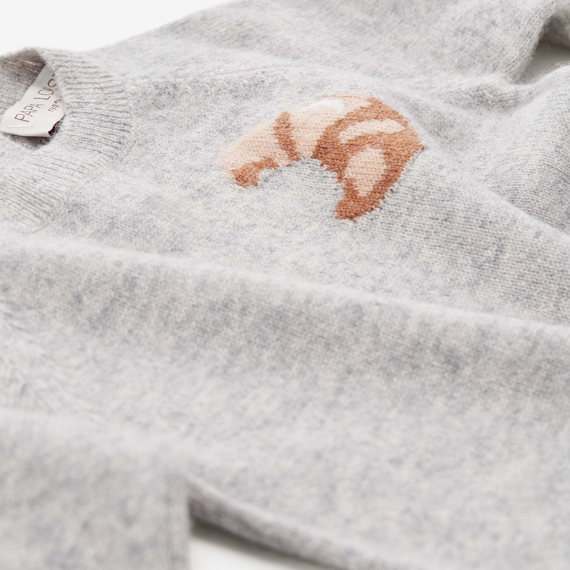 Croissant Pullover grau Bild 4