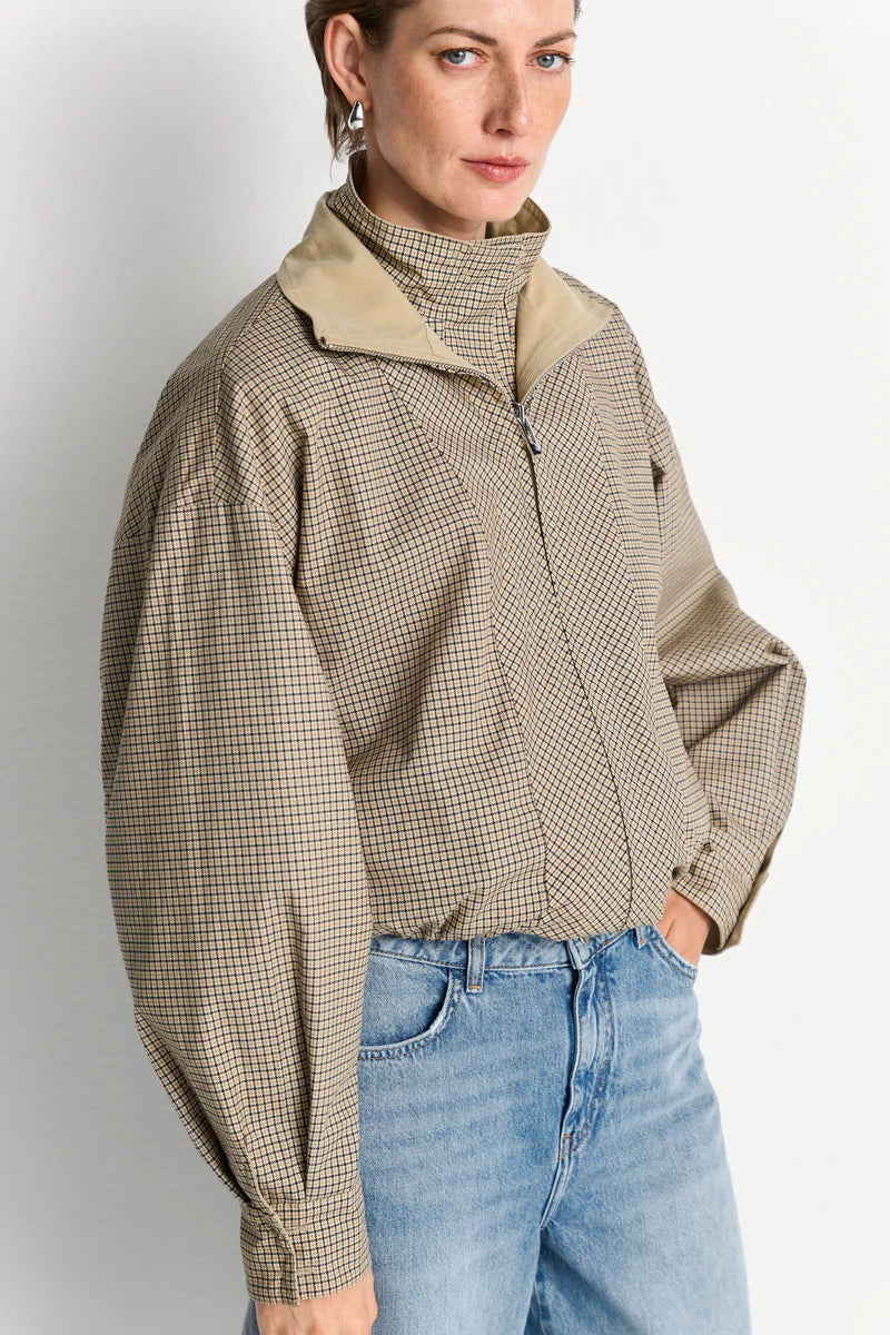 Wendejacke mit Stehkragen 223 Bild 3